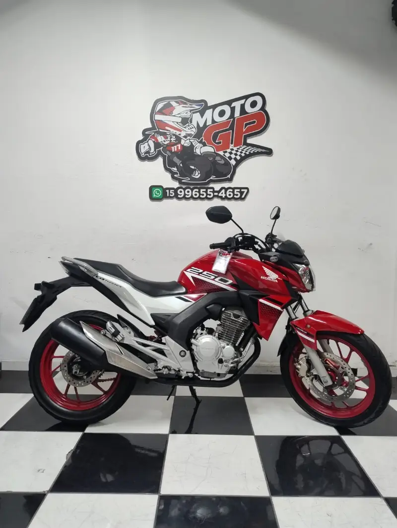 Honda 250F (ABS) tmp