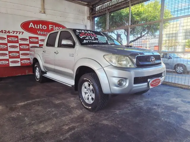 Carro Toyota Hilux Cabine Dupla 2011 Hilux SRV 4x4 3.0 (cab. dupla)