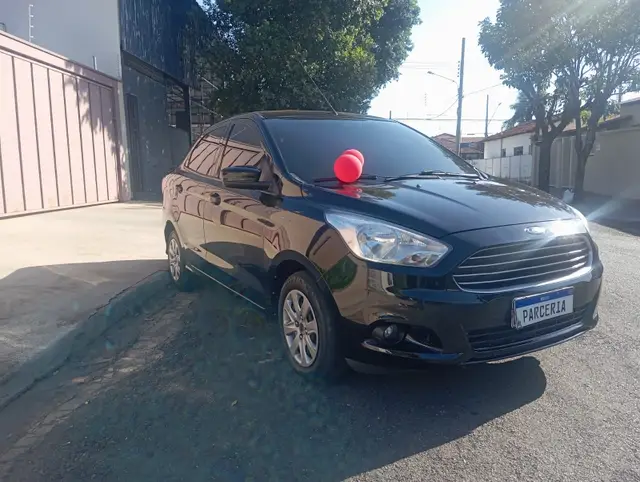 Carro Ford Ka Sedan 2018 SE 1.5 12v (Flex)
