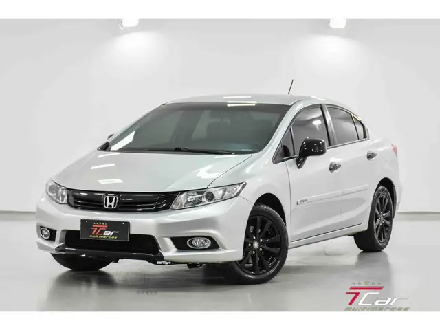 Carro Honda Civic 2014 New  LXS 1.8 16V i-VTEC (Flex)