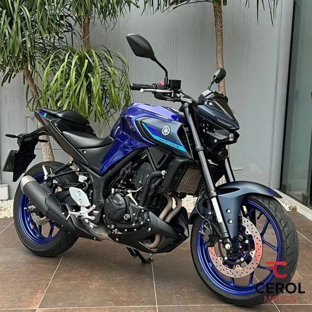 Moto Yamaha MT-03 2024 ABS