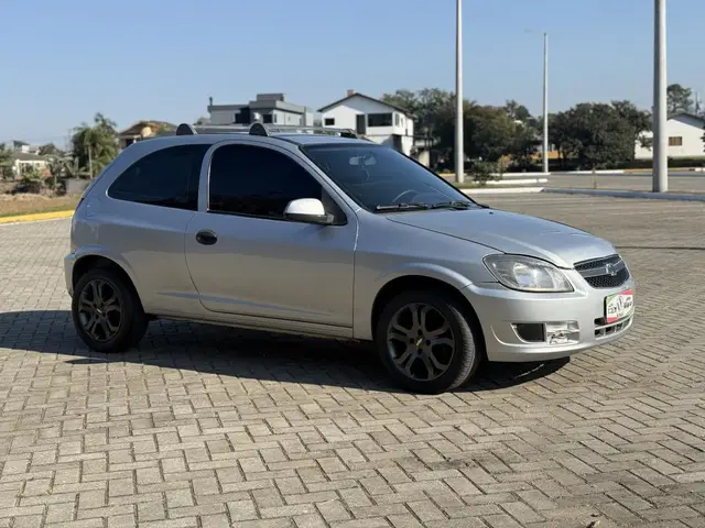 Carro Chevrolet Celta 2014 LS 1.0 (Flex) 2p