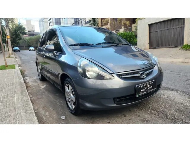 Carro Honda Fit 2007 LX 1.4