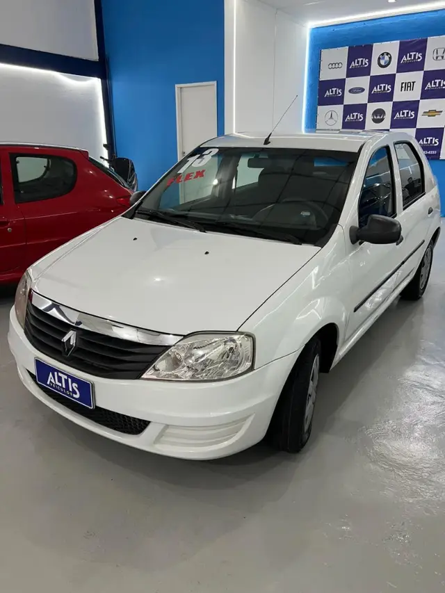 Carro Renault Logan 2013 Authentique 1.0 16V (flex)