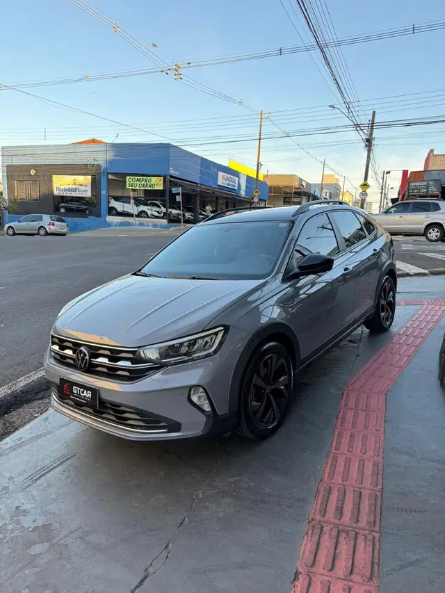 Carro Volkswagen Nivus 2021 Highline 1.0 Turbo (Aut.)