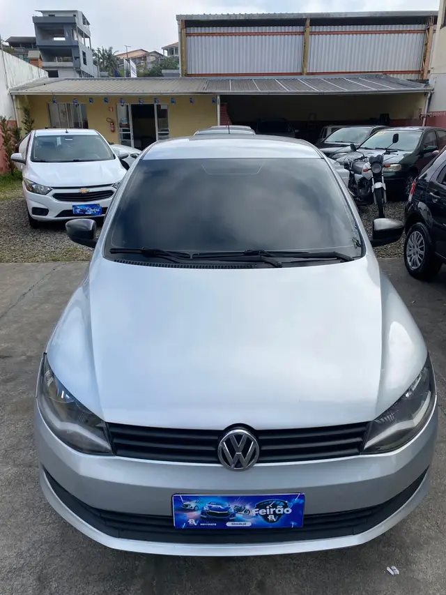 Carro Volkswagen Voyage 2015 1.0 TEC City (Flex)
