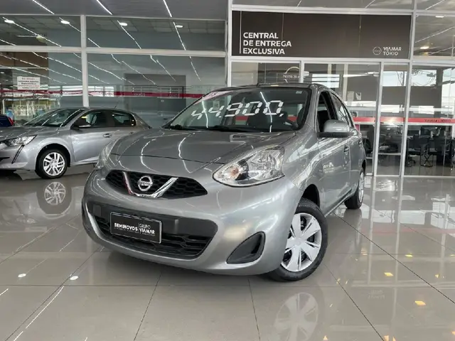Carro Nissan March 2015 1.0 12V S (Flex)