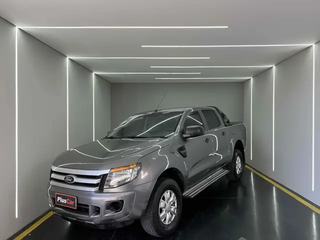 Carro Ford Ranger Cabine Simples 2013 Ranger 2.5 CS XLS 4x2 (Flex)