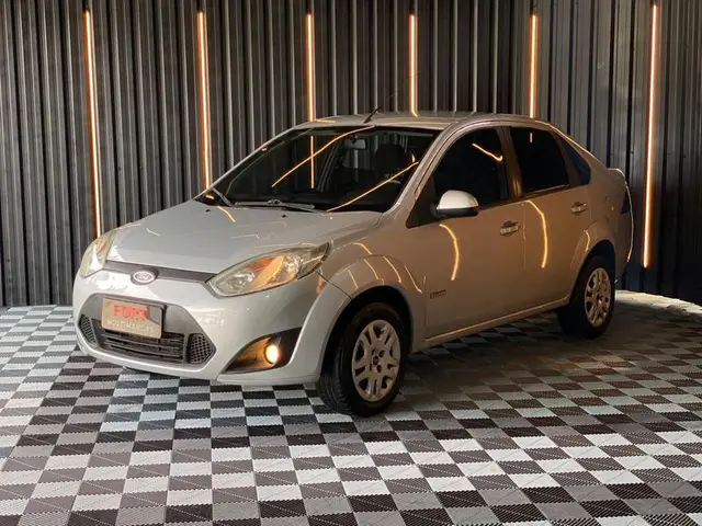 Carro Ford Fiesta Sedan 2011 1.6 (Flex)