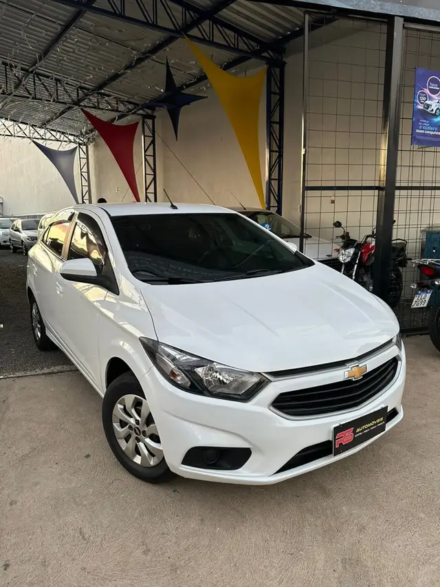 Carro Chevrolet Onix 2018 1.0 LT SPE/4