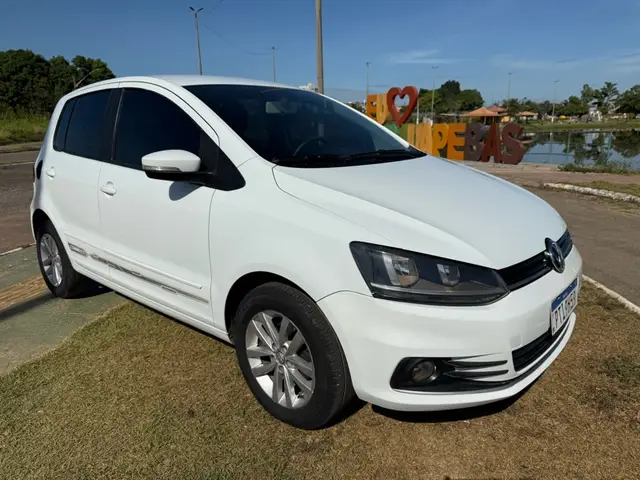 Carro Volkswagen Fox 2019 1.6 MSI Connect (Flex)