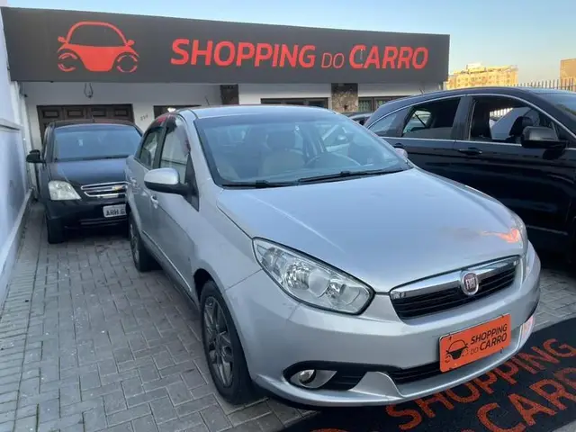 Carro Fiat Grand Siena 2014 Essence Duologic