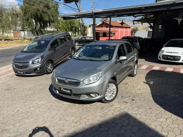 Carro Fiat Grand Siena 2015 Essence 1.6 16V (Flex)