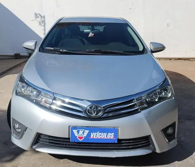 Carro Toyota Corolla 2015 Sedan 1.8 Dual VVT-i GLi Multi-Drive (Flex)