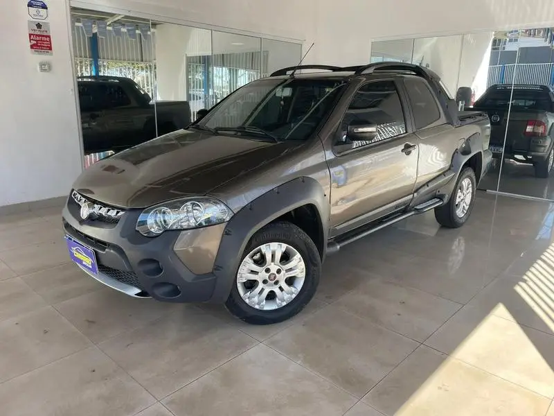 Fiat Strada Adventure 1.8 16V (Flex) (Cabine Dupla)