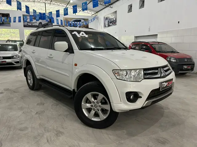 Carro Mitsubishi Pajero Dakar 2014 3.2 4WD (Aut)