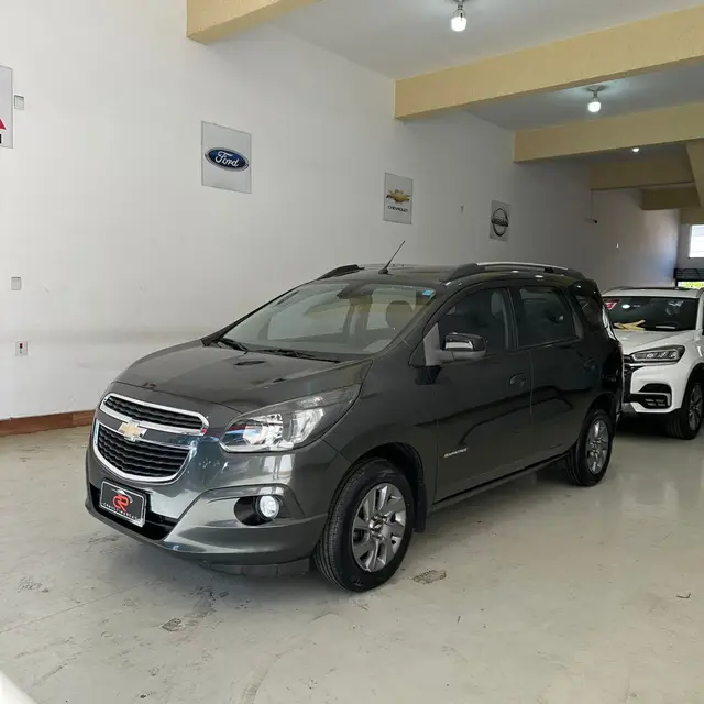 Carro Chevrolet Spin 2018 Advantage 5S 1.8 (Flex) (Aut)