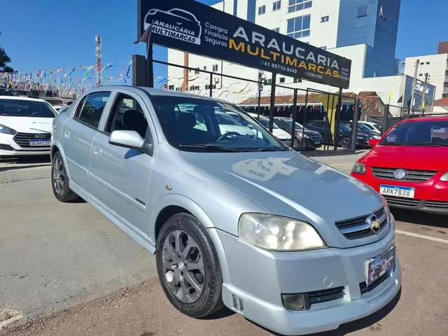 Carro Chevrolet Astra Hatch 2009 Advantage 2.0 (Flex)
