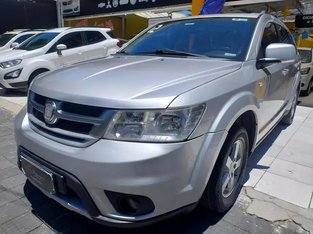 Carro Fiat Freemont 2012 2.4 16V Emotion (Aut)