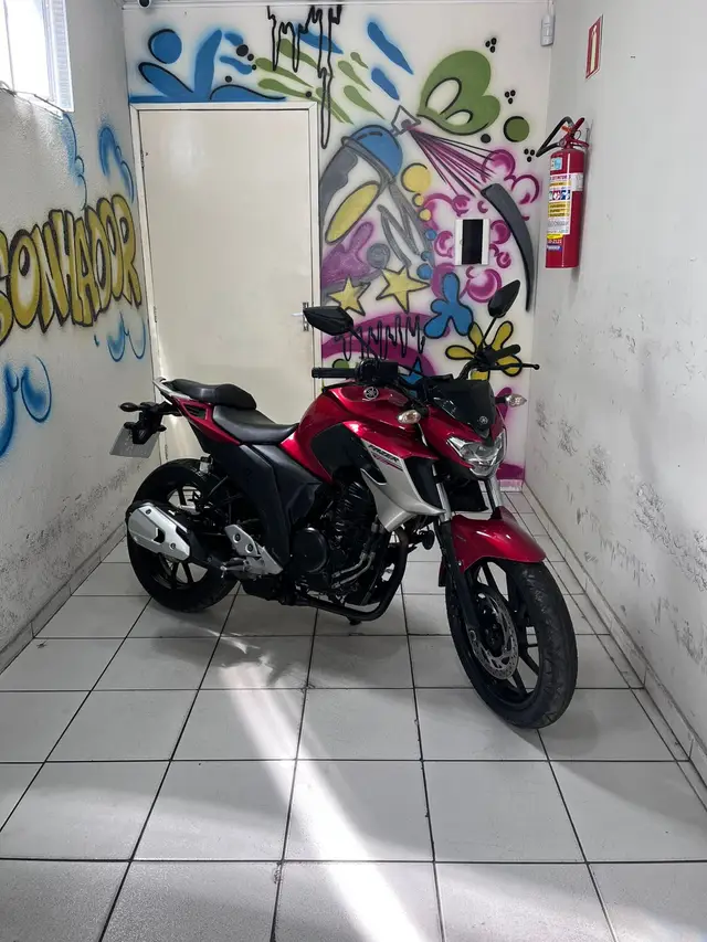 Moto Yamaha YS 250 Fazer 2021 ABS