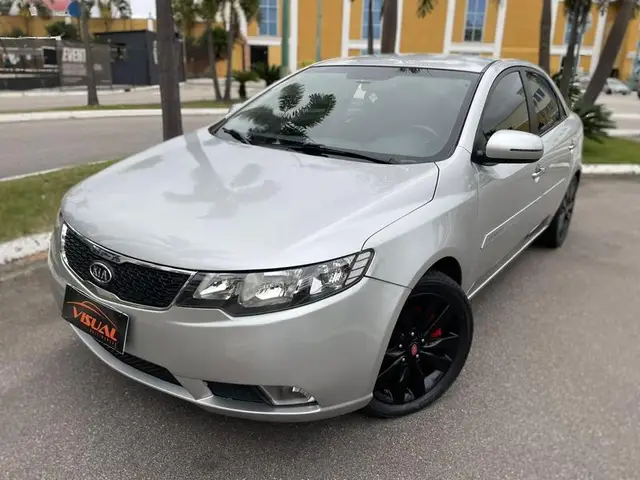 Carro Kia Cerato 2013 1.6 16V