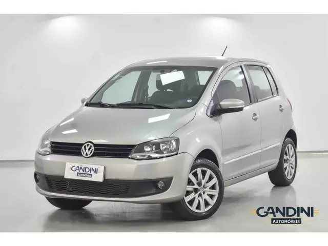 Carro Volkswagen Fox 2013 1.6 VHT Prime I-Motion (Flex)