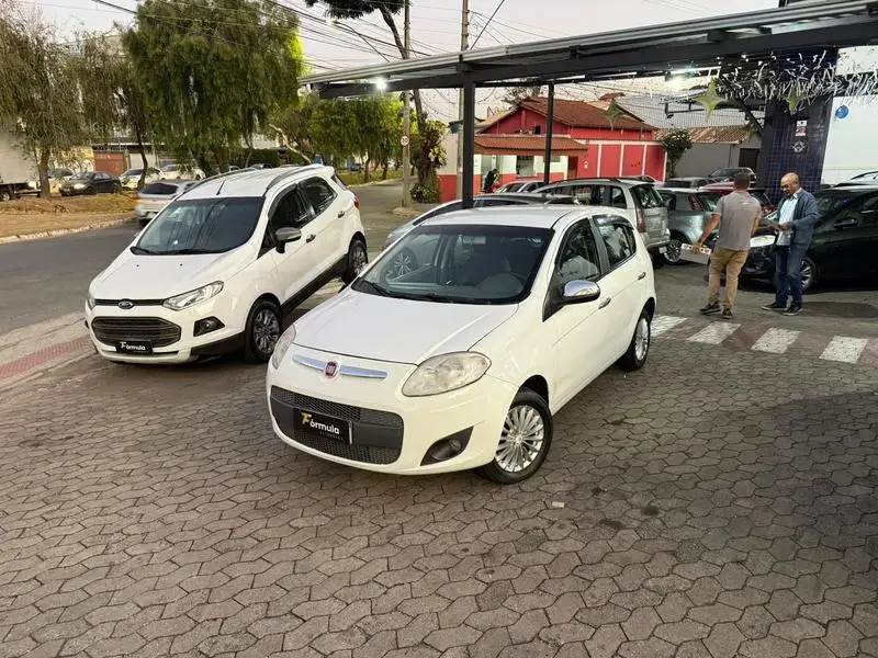 Fiat Palio Attractive 1.4 Evo (Flex)