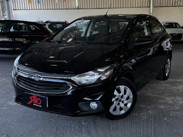 Carro Chevrolet Onix 2018 LT 1.4 8V FlexPower 5p Mec.