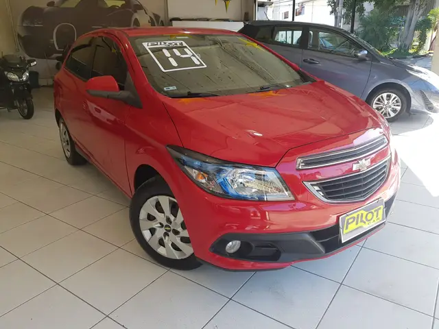 Carro Chevrolet Onix 2014 1.4 LT SPE/4