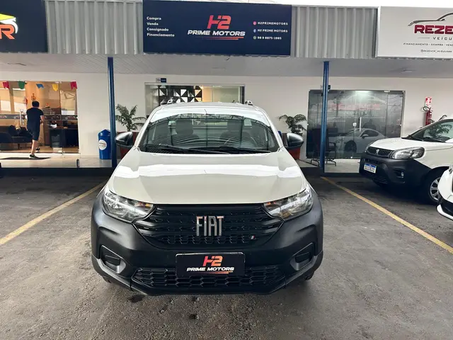 Carro Fiat Strada 2023 Endurance 1.4 Cabine Plus (Flex)