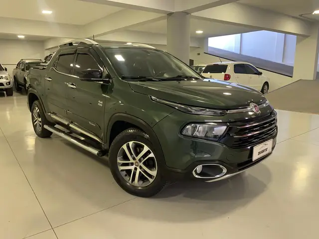 Carro Fiat Toro 2018 Volcano 2.0 diesel AT9 4x4