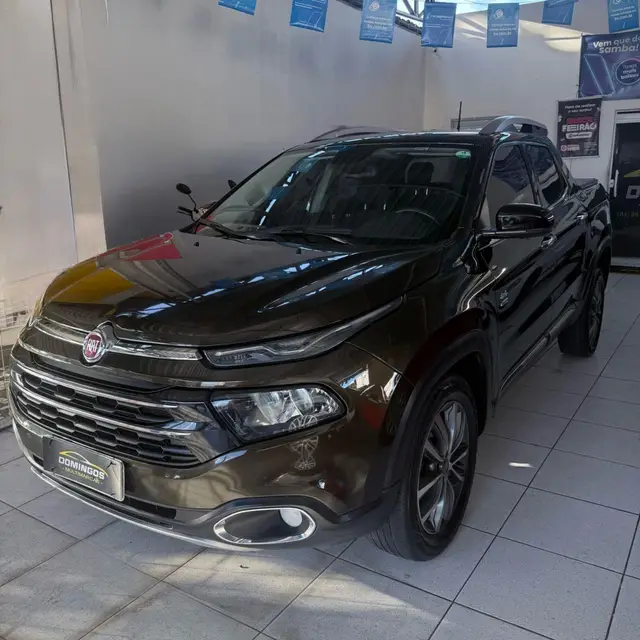Carro Fiat Toro 2019 Volcano 2.0 diesel AT9 4x4