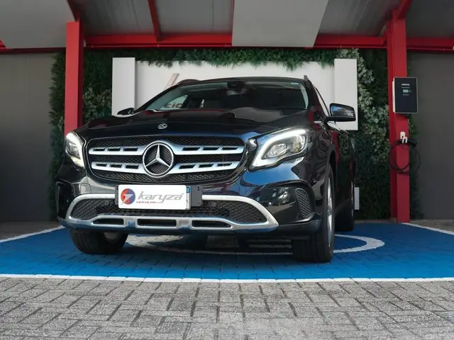Carro Mercedes-Benz GLA 200 2018 GLA 200 1.6 Advance