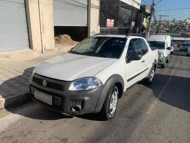 Carro Fiat Strada 2018 Hard Working 1.4 (Flex) (Cabine Dupla)