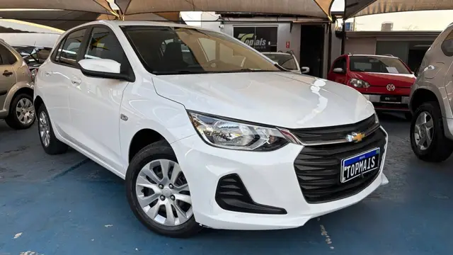 Carro Chevrolet Onix 2022 LT 1.0