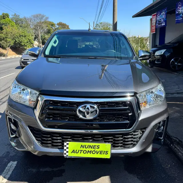 Carro Toyota Hilux Cabine Dupla 2019 Hilux 2.8 TDI SRV CD 4x4 (Aut)