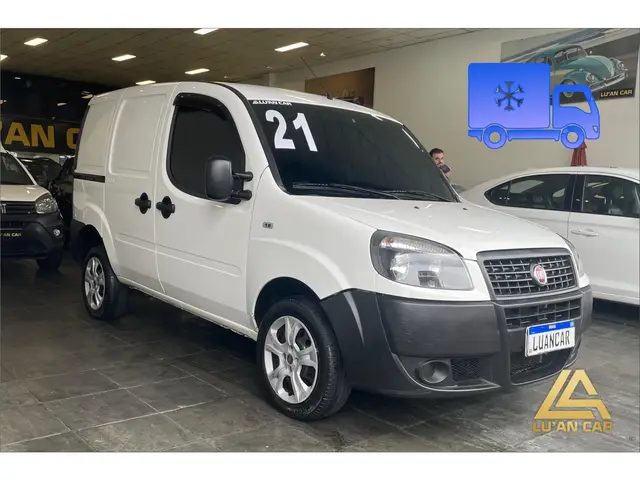 Carro Fiat Doblò Cargo 2021 1.8 E.torQ (Flex)