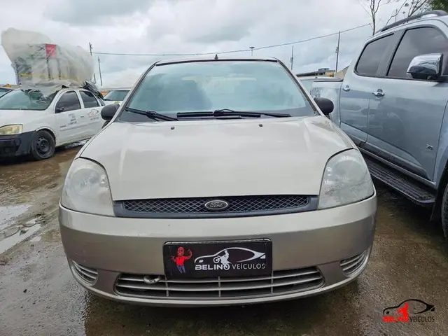 Carro Ford Fiesta Sedan 2007 1.0 (Flex)