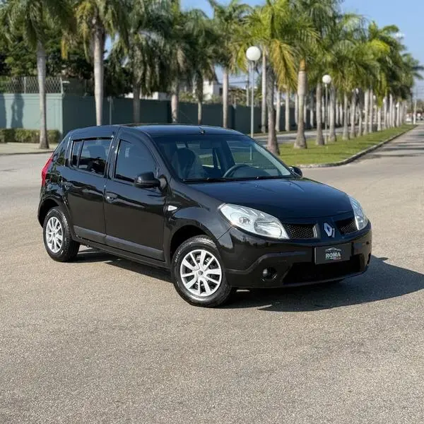 Carro Renault Sandero 2011 Authentique 1.0 16V (flex)
