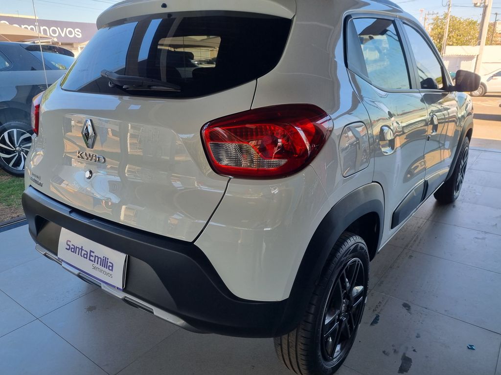 Kwid Outsider 1.0