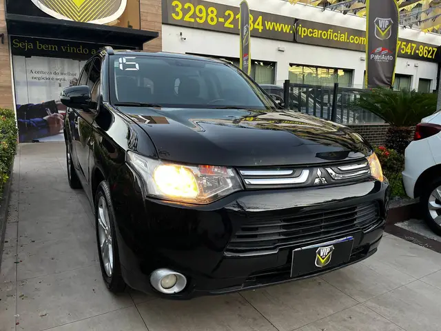 Carro Mitsubishi Outlander 2015 2.0 16V CVT