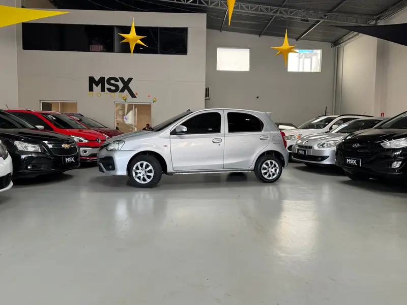 Toyota Etios X 1.3 (Flex)