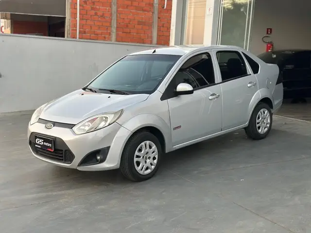 Carro Ford Fiesta Sedan 2012 1.6 (Flex)