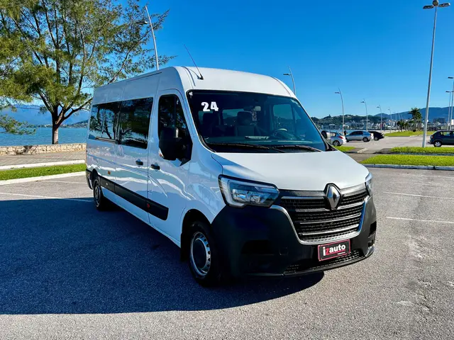 Carro Renault Master 2024 Minibus Executive L3H2