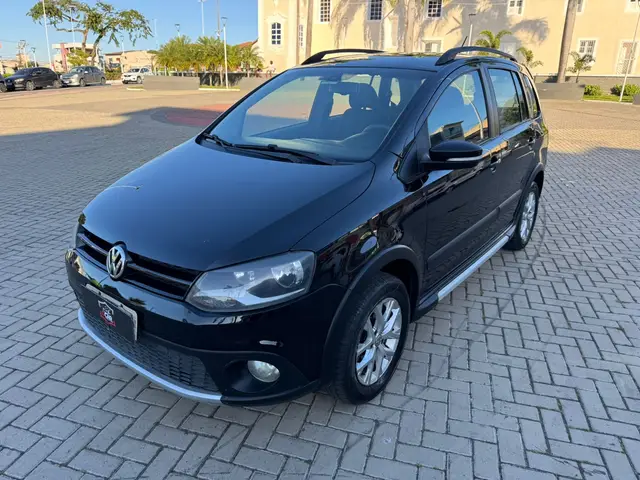 Carro Volkswagen SpaceCross 2013 1.6 8V (Flex)