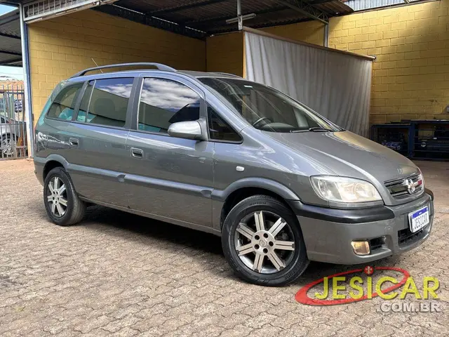 Carro Chevrolet Zafira 2012 Elite 2.0 (Flex)