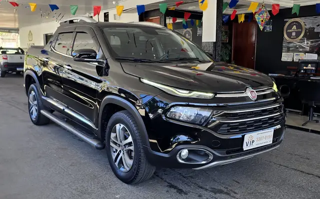 Carro Fiat Toro 2018 Volcano 2.0 diesel AT9 4x4