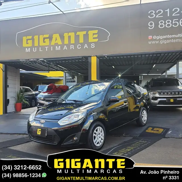 Carro Ford Fiesta Sedan 2014 SE 1.6 Rocam (Flex)