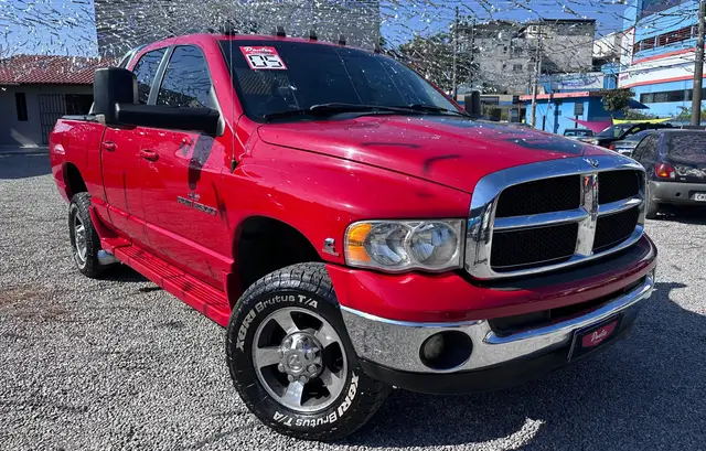 Carro Dodge RAM 2005 Ram 2500 QC 5.9