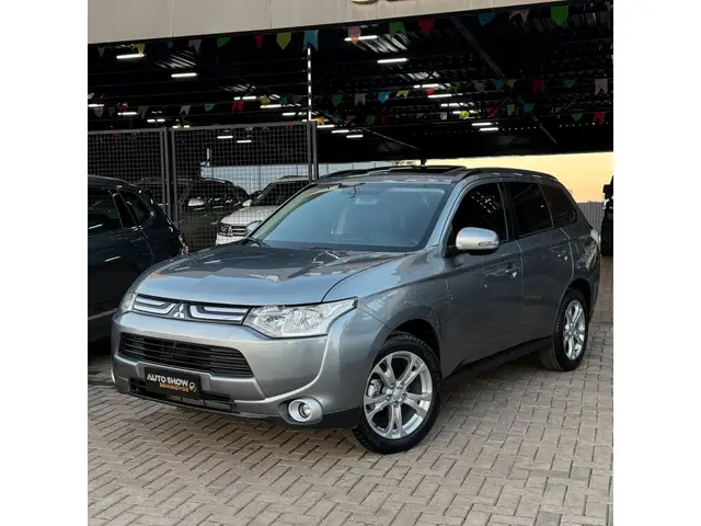 Carro Mitsubishi Outlander 2015 2.0 16V CVT